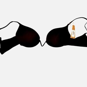 SKIMS Ultimate Deep V Push-up Underwire Bra